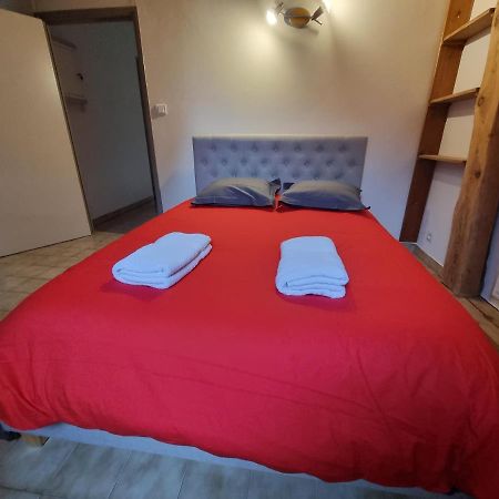 Embrun Cosy Lägenhet Exteriör bild